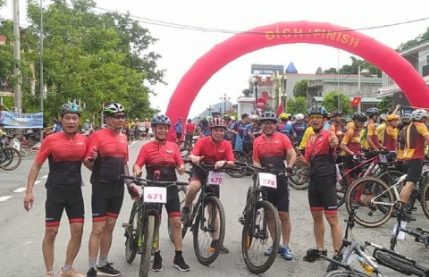CLB xe đạp Thép Việt – Sing tham dự Giải đua xe đạp địa hình huyện Na Hang mở rộng lần thứ II, năm 2023